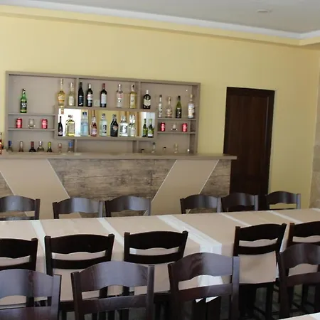 Манастирска Стряха Maison d'hôtes Manastir